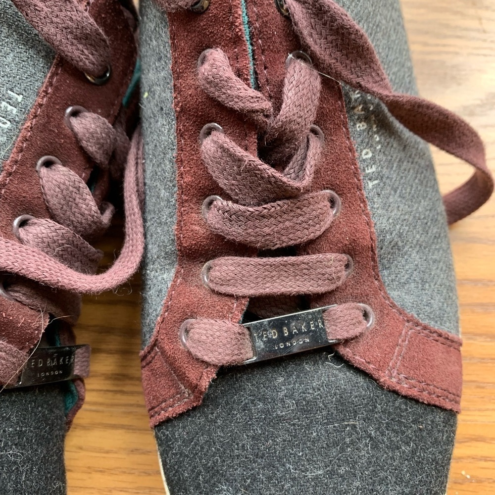 Ted Baker London Shoes Sneakers Mens Footwear Red Size 8 Grey Everyday Casual - Picture 2 of 4